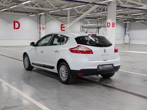 Renault Megane III Рестайлинг с пробегом 2013 года, цена 785 000 рублей, 120110 км, хэтчбек, Автокод Объявления