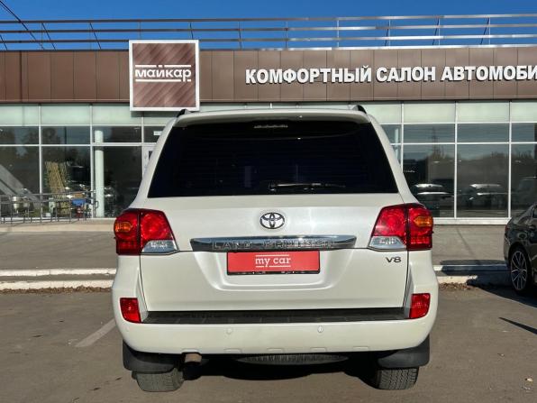 Toyota Land Cruiser 200 Series Рестайлинг 1 с пробегом 2013 года, цена 3 885 000 рублей, 178000 км, внедорожник, Автокод Объявления