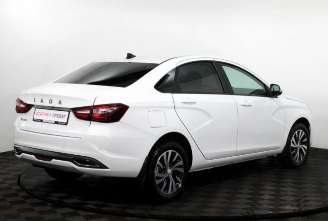 Lada (ВАЗ) Vesta I Рестайлинг (NG) с пробегом 2024 года, цена 1 360 000 рублей, 3890 км, седан, Автокод Объявления