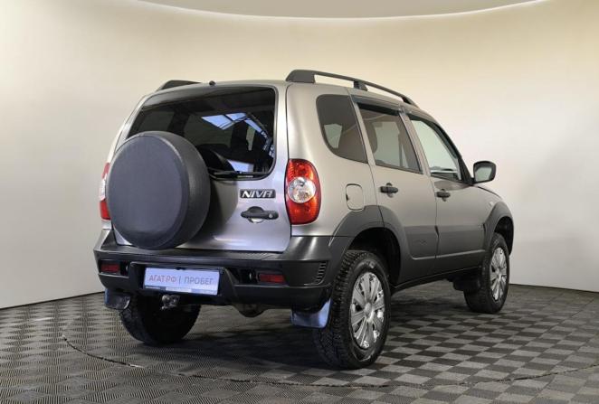 Chevrolet Niva I Рестайлинг с пробегом 2020 года, цена 800 000 рублей, 100238 км, внедорожник, Автокод Объявления