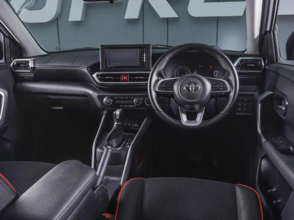 Toyota Raize I с пробегом 2020 года, цена 1 480 000 рублей, 114297 км, внедорожник, Автокод Объявления