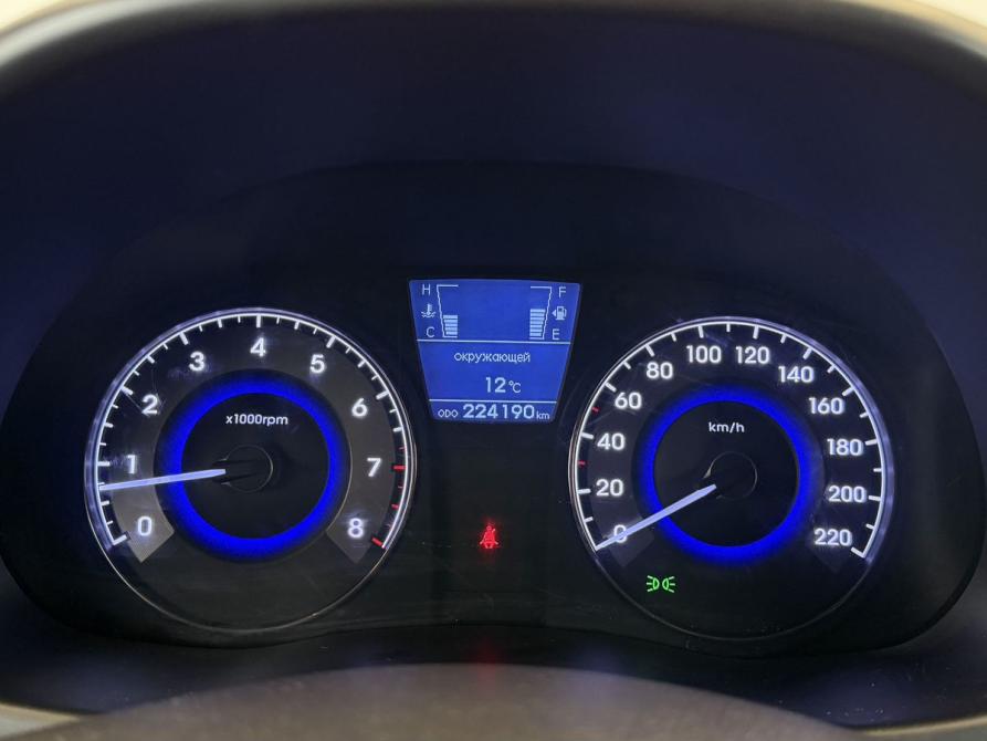 Hyundai Solaris I Псков  - изображение 14