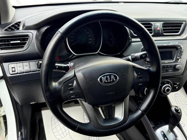 Kia Rio III с пробегом 2014 года, цена 760 000 рублей, 232850 км, седан, Автокод Объявления