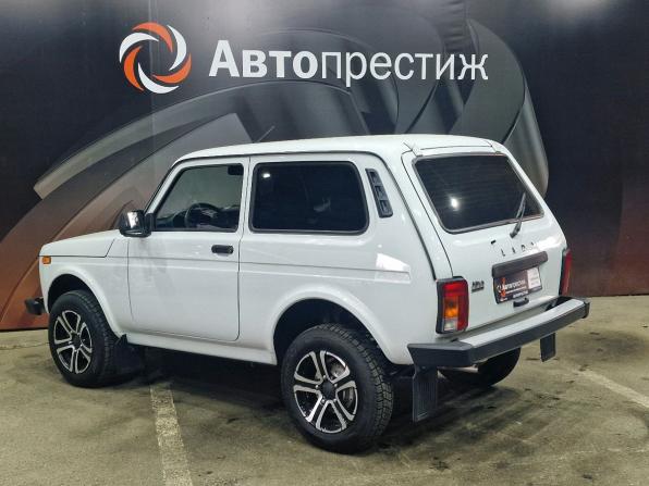 Lada (ВАЗ) Niva Legend с пробегом 2024 года, цена 840 000 рублей, 3660 км, внедорожник, Автокод Объявления