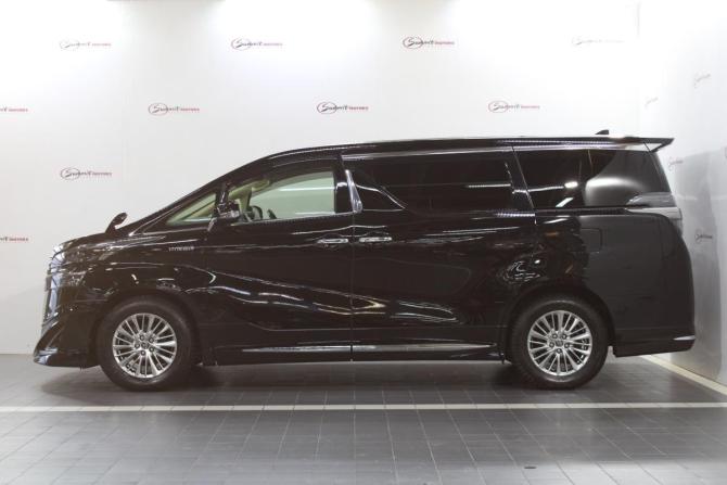 Toyota Vellfire II Рестайлинг с пробегом 2018 года, цена 4 200 000 рублей, 102430 км, минивэн, Автокод Объявления