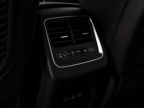 Geely Atlas Pro с пробегом 2023 года, цена 1 990 000 рублей, 84443 км, внедорожник, Автокод Объявления