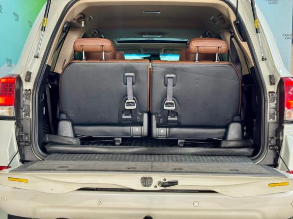 Toyota Land Cruiser 200 Series Рестайлинг 1 с пробегом 2014 года, цена 3 565 000 рублей, 358420 км, внедорожник, Автокод Объявления