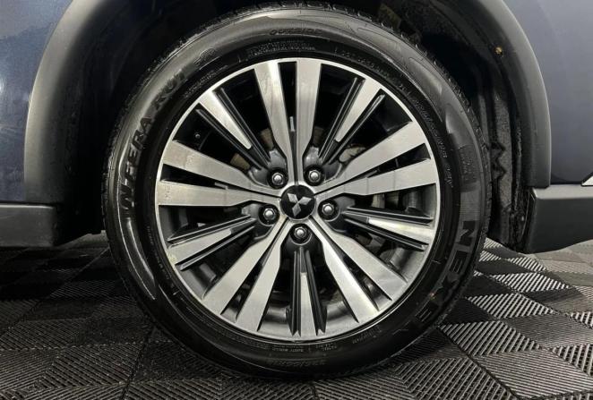 Mitsubishi Outlander III Рестайлинг 3 с пробегом 2019 года, цена 1 990 000 рублей, 117304 км, внедорожник, Автокод Объявления