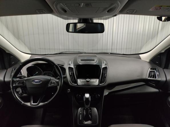 Ford Kuga II Рестайлинг с пробегом 2017 года, цена 1 500 000 рублей, 115823 км, внедорожник, Автокод Объявления