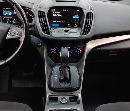 Ford Kuga II Рестайлинг с пробегом 2018 года, цена 1 670 000 рублей, 117641 км, внедорожник, Автокод Объявления