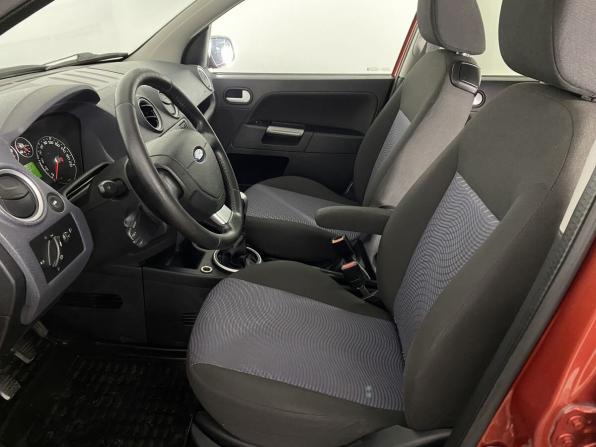 Ford Fusion I Рестайлинг с пробегом 2007 года, цена 520 000 рублей, 192744 км, хэтчбек, Автокод Объявления