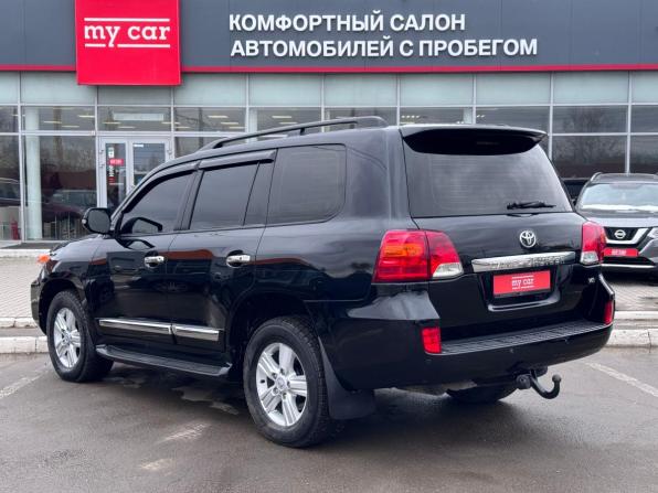 Toyota Land Cruiser 200 Series Рестайлинг 1 с пробегом 2012 года, цена 3 250 000 рублей, 271421 км, внедорожник, Автокод Объявления