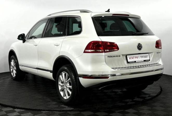 Volkswagen Touareg II Рестайлинг с пробегом 2015 года, цена 3 255 000 рублей, 102265 км, внедорожник, Автокод Объявления