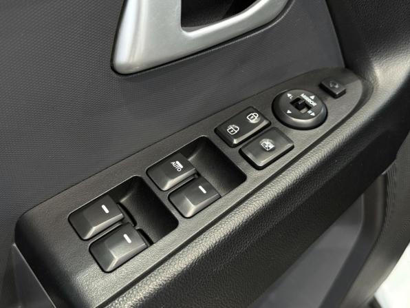 Kia Sportage III с пробегом 2011 года, цена 1 150 000 рублей, 247000 км, внедорожник, Автокод Объявления