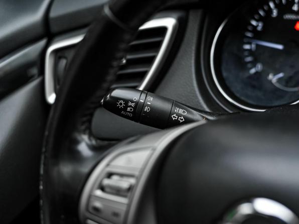 Nissan Qashqai II с пробегом 2017 года, цена 1 350 000 рублей, 137974 км, внедорожник, Автокод Объявления