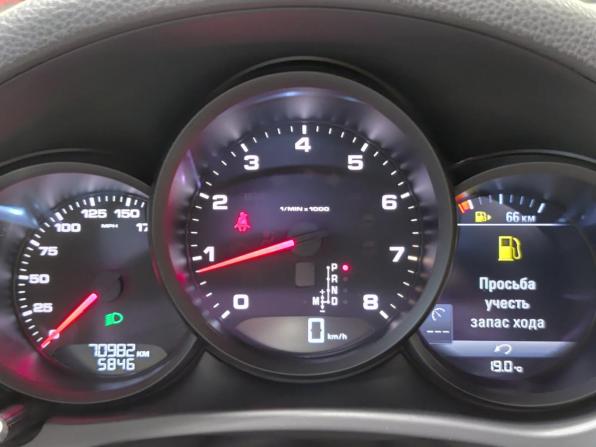 Porsche Macan I Рестайлинг с пробегом 2019 года, цена 4 456 000 рублей, 70977 км, внедорожник, Автокод Объявления