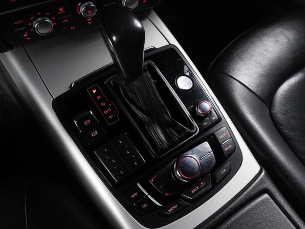 Audi A6 IV (C7) Рестайлинг с пробегом 2015 года, цена 1 869 000 рублей, 168892 км, седан, Автокод Объявления