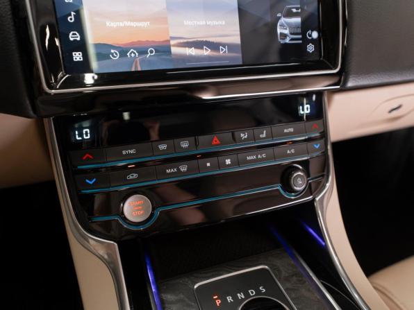 Jaguar XE I с пробегом 2015 года, цена 1 980 000 рублей, 96662 км, седан, Автокод Объявления