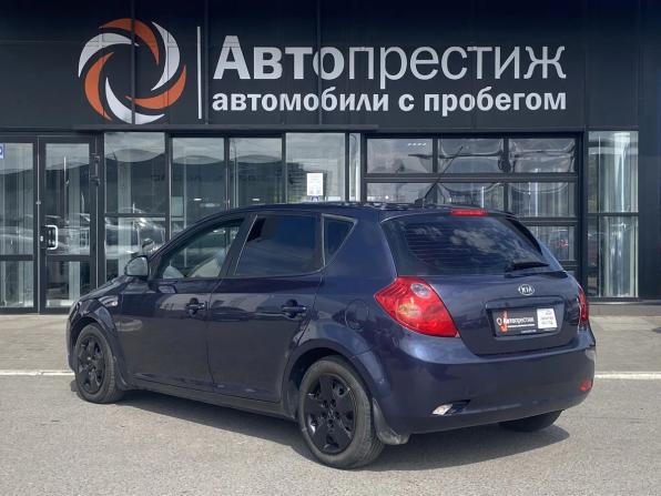 Kia Ceed I с пробегом 2008 года, цена 650 000 рублей, 211415 км, хэтчбек, Автокод Объявления