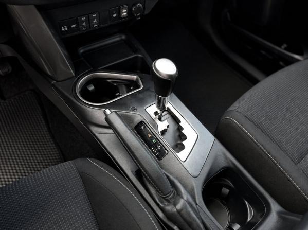 Toyota RAV4 IV (XA40) Рестайлинг с пробегом 2019 года, цена 2 899 000 рублей, 143886 км, внедорожник, Автокод Объявления