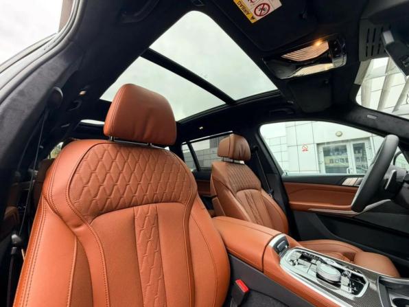 BMW X7 I (G07) Рестайлинг с пробегом 2026 года, цена 17 850 000 рублей, 10 км, внедорожник, Автокод Объявления
