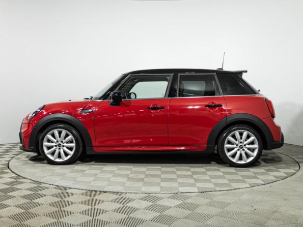 Mini Hatch III (F55/F56) Рестайлинг 2 с пробегом 2021 года, цена 2 649 700 рублей, 40838 км, хэтчбек, Автокод Объявления