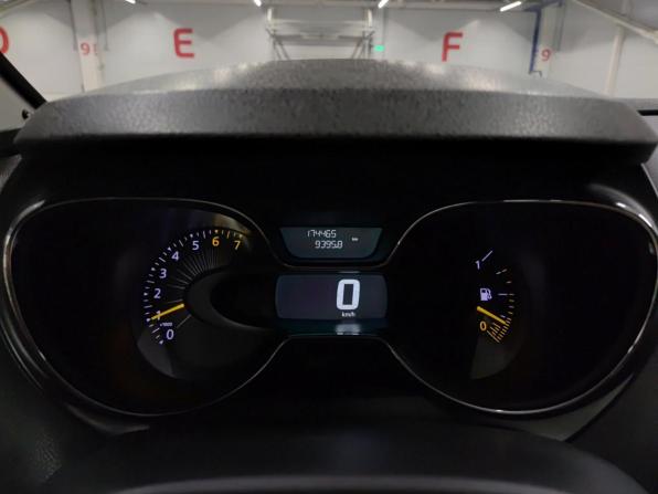 Renault Kaptur I с пробегом 2016 года, цена 1 325 000 рублей, 174369 км, внедорожник, Автокод Объявления