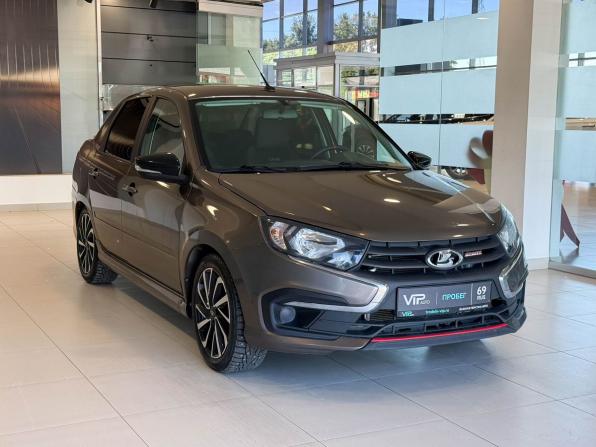 Lada (ВАЗ) Granta I Рестайлинг с пробегом 2024 года, цена 1 127 000 рублей, 43777 км, седан, Автокод Объявления