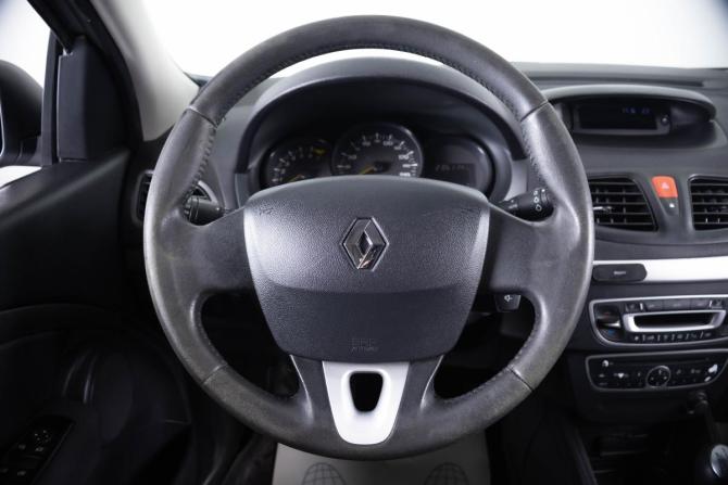 Renault Fluence I с пробегом 2011 года, цена 799 000 рублей, 235000 км, седан, Автокод Объявления