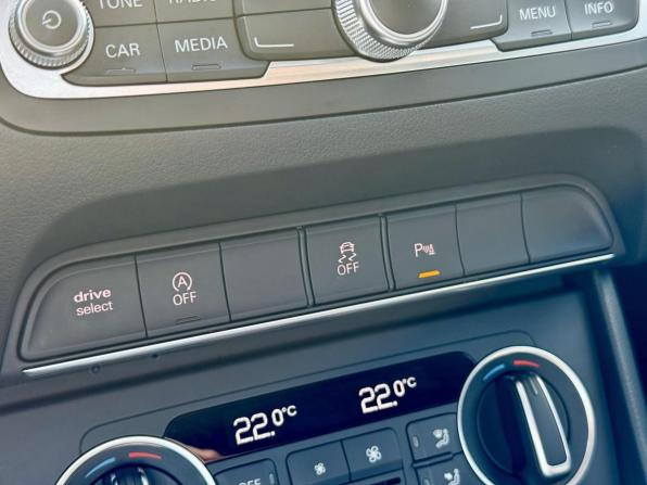 Audi Q3 I (8U) Рестайлинг с пробегом 2016 года, цена 1 847 000 рублей, 173062 км, внедорожник, Автокод Объявления