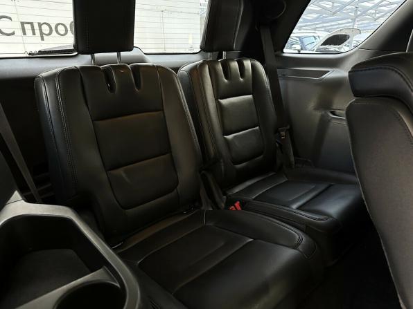 Ford Explorer V с пробегом 2015 года, цена 2 590 000 рублей, 57053 км, внедорожник, Автокод Объявления