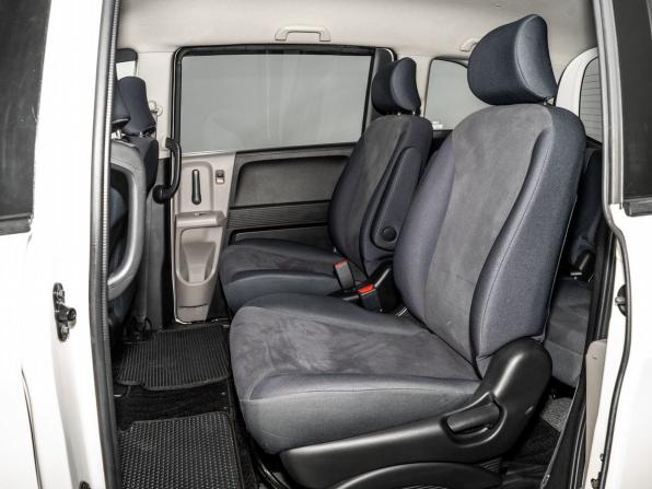 Honda Freed I с пробегом 2009 года, цена 975 000 рублей, 147323 км, компактвэн, Автокод Объявления