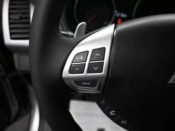 Mitsubishi Outlander II Рестайлинг с пробегом 2012 года, цена 1 050 000 рублей, 179601 км, внедорожник, Автокод Объявления
