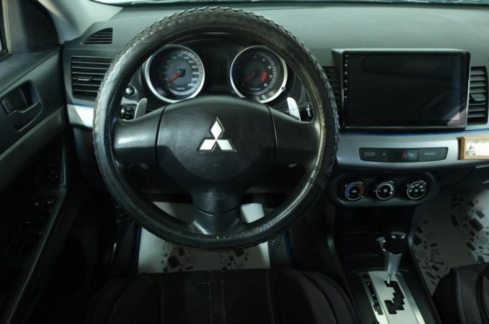 Mitsubishi Lancer X Омск  - изображение 12