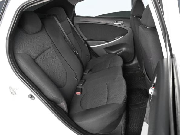 Hyundai Solaris I с пробегом 2012 года, цена 959 000 рублей, 134293 км, седан, Автокод Объявления