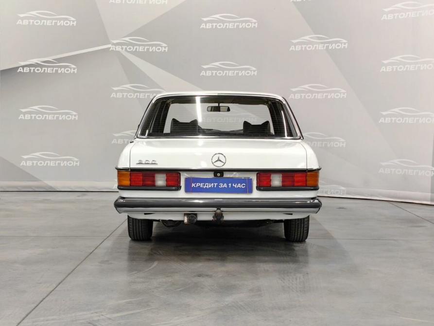 Mercedes-Benz W123 Новосибирск  - изображение 4
