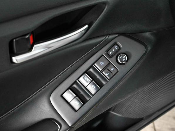 Toyota Avalon V с пробегом 2018 года, цена 2 940 000 рублей, 129524 км, седан, Автокод Объявления