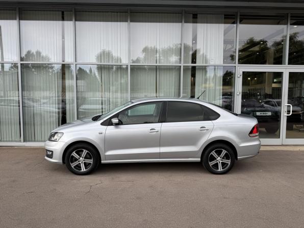 Volkswagen Polo V Рестайлинг с пробегом 2016 года, цена 1 049 000 рублей, 169425 км, седан, Автокод Объявления