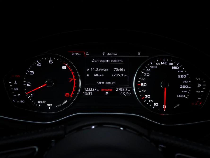 Audi A4 V (B9) Москва  - изображение 17