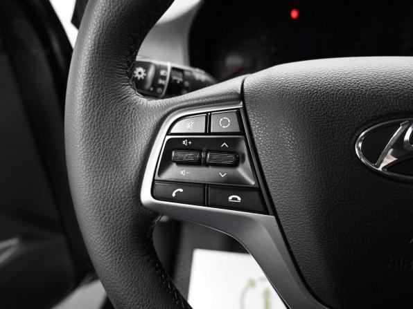 Hyundai Solaris II Рестайлинг с пробегом 2020 года, цена 1 595 000 рублей, 68775 км, седан, Автокод Объявления