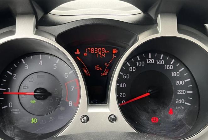 Nissan Juke I с пробегом 2014 года, цена 1 150 000 рублей, 178308 км, внедорожник, Автокод Объявления