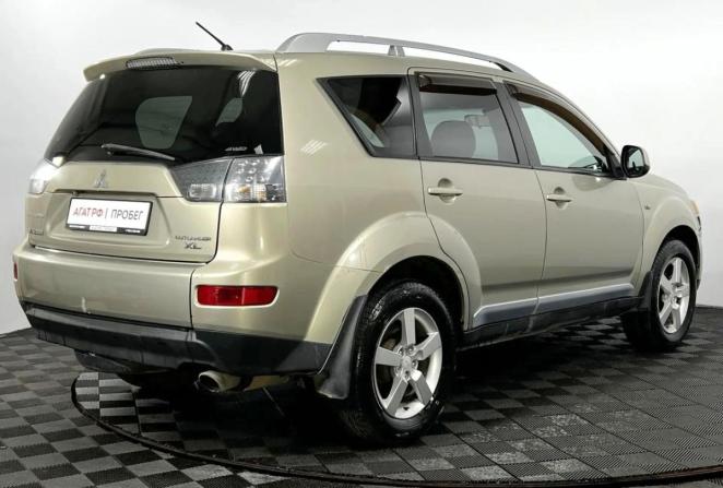 Mitsubishi Outlander II с пробегом 2007 года, цена 635 000 рублей, 318879 км, внедорожник, Автокод Объявления