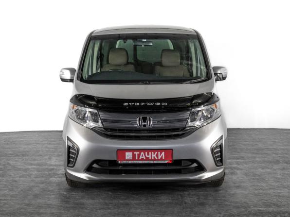 Honda Stepwgn V с пробегом 2015 года, цена 1 685 500 рублей, 106519 км, минивэн, Автокод Объявления