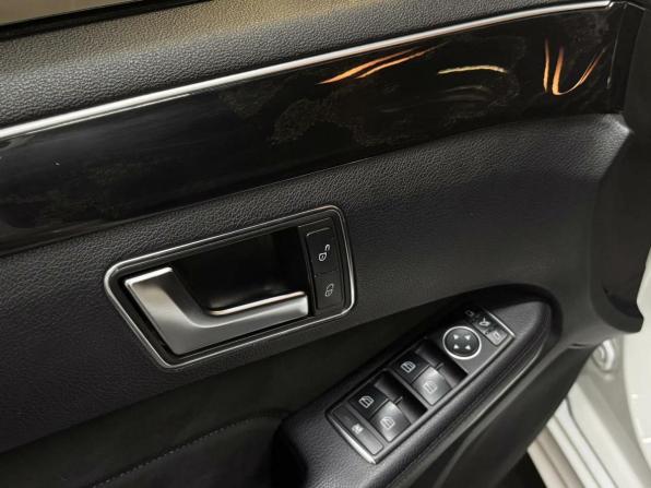 Mercedes-Benz E-Класс IV (W212 S212 C207) Рестайлинг с пробегом 2013 года, цена 1 547 000 рублей, 230000 км, седан, Автокод Объявления