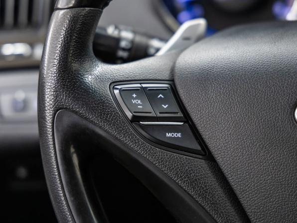 Hyundai Sonata VI (YF) с пробегом 2010 года, цена 1 178 000 рублей, 147476 км, седан, Автокод Объявления
