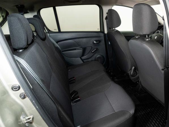 Renault Sandero II с пробегом 2018 года, цена 911 000 рублей, 144601 км, хэтчбек, Автокод Объявления