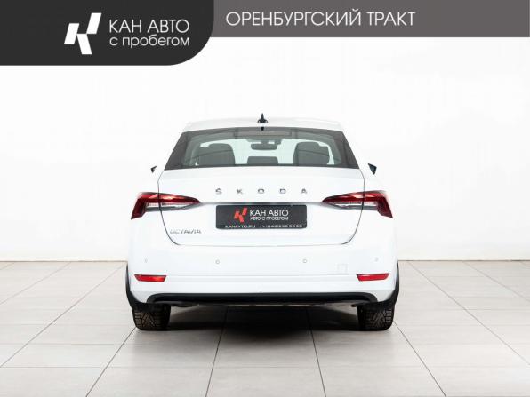 Skoda Octavia IV (A8) с пробегом 2020 года, цена 2 533 000 рублей, 72483 км, лифтбек, Автокод Объявления
