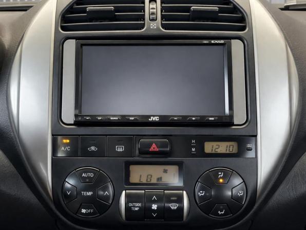 Toyota RAV4 II (XA20) Рестайлинг с пробегом 2005 года, цена 857 000 рублей, 303533 км, внедорожник, Автокод Объявления