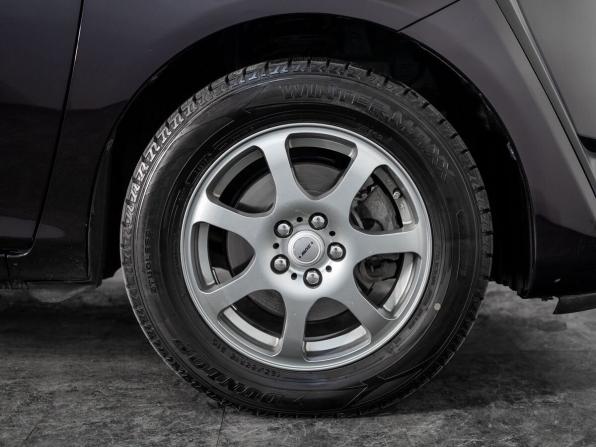 Toyota Sienta II с пробегом 2018 года, цена 1 549 500 рублей, 47000 км, компактвэн, Автокод Объявления