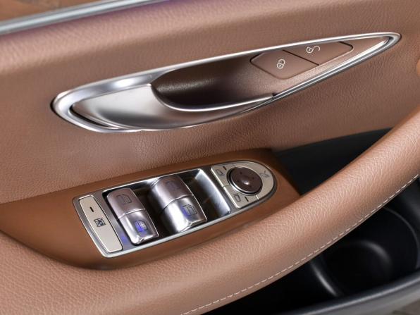Mercedes-Benz E-Класс V (W213 S213 C238) Рестайлинг с пробегом 2021 года, цена 5 299 995 рублей, 55742 км, седан, Автокод Объявления